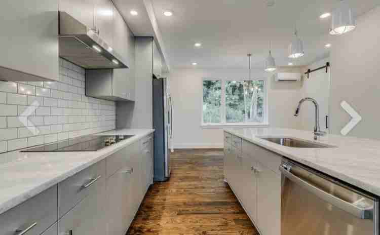 Lakeside Pl & Central Pike