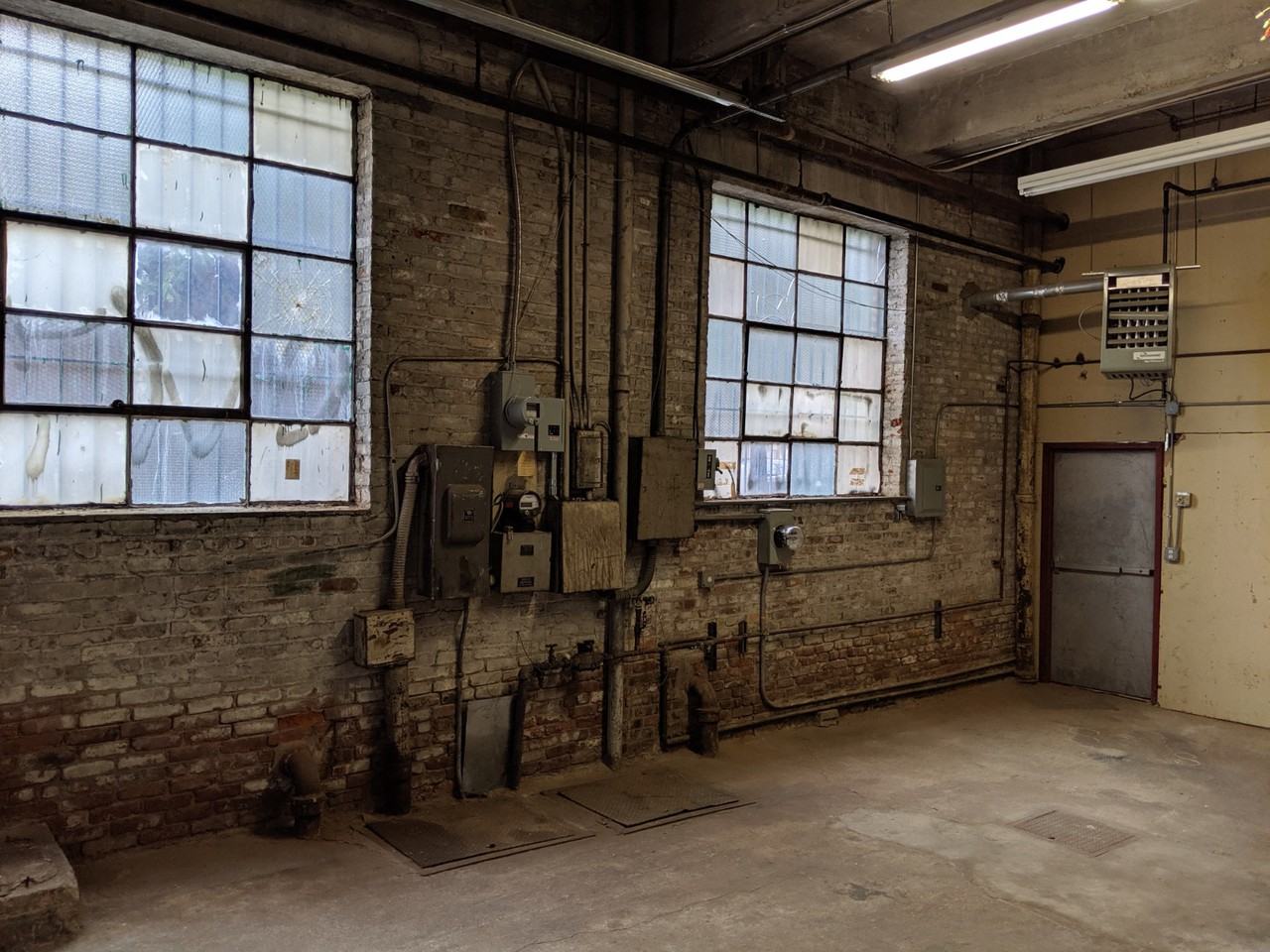 The Garage - Photo 2 of 6
