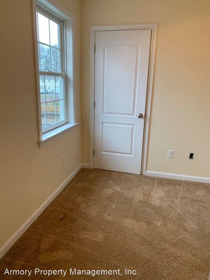 63 Stocker St #65 - Photo 3 of 14