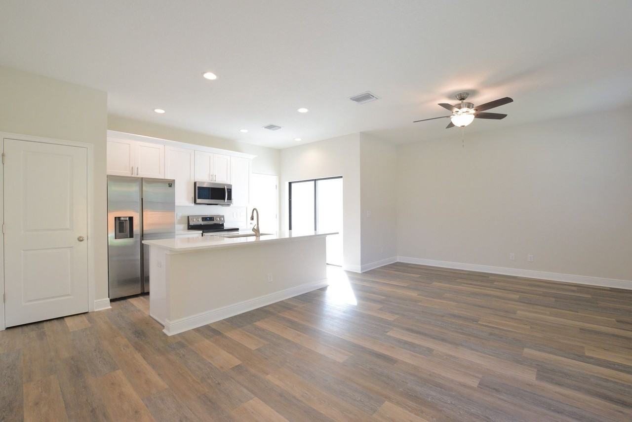 2861 Mayer St - Photo 3 of 24