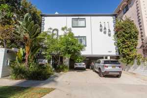 featured image of 11827 Dorothy St