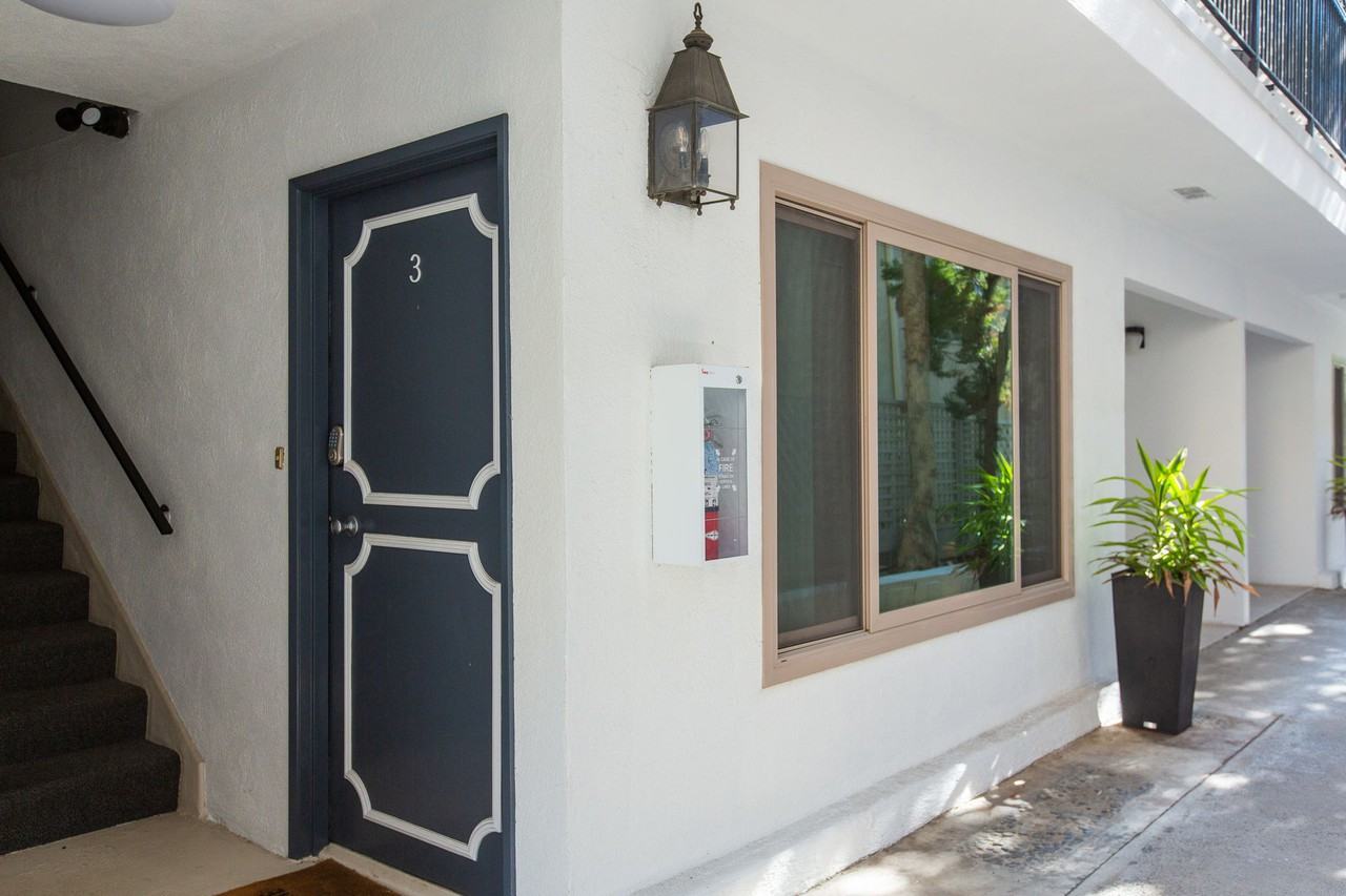 11827 Dorothy St - Photo 7 of 45