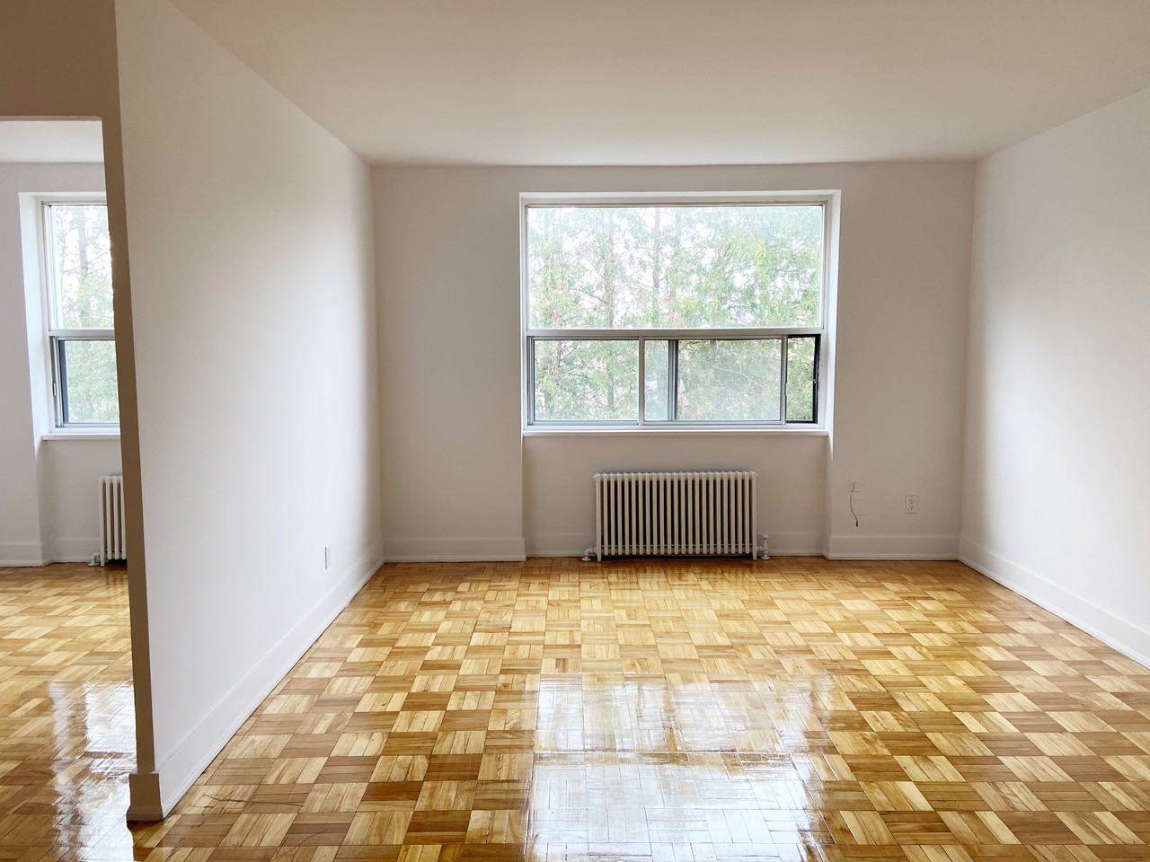 1731 Victoria Park Ave - Photo 2 of 8