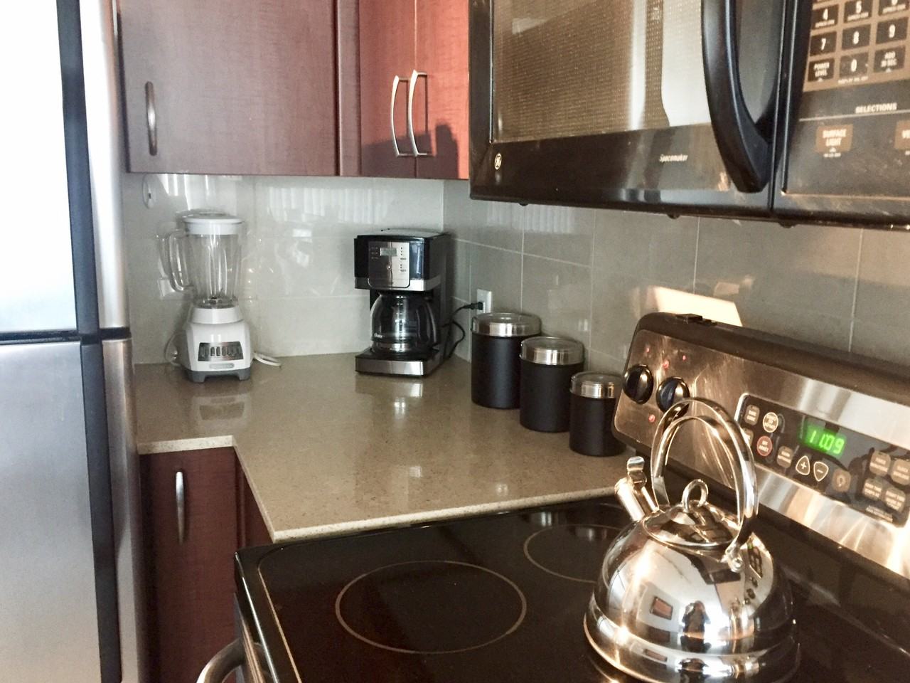 610 Granville St - Photo 6 of 20