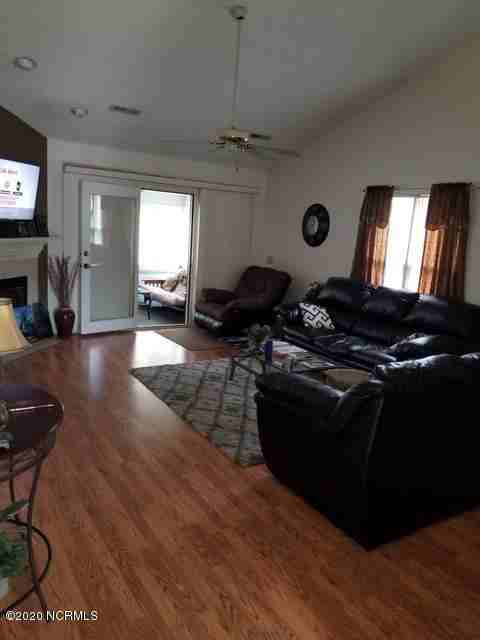 3024 Remington Dr - Photo 2 of 7