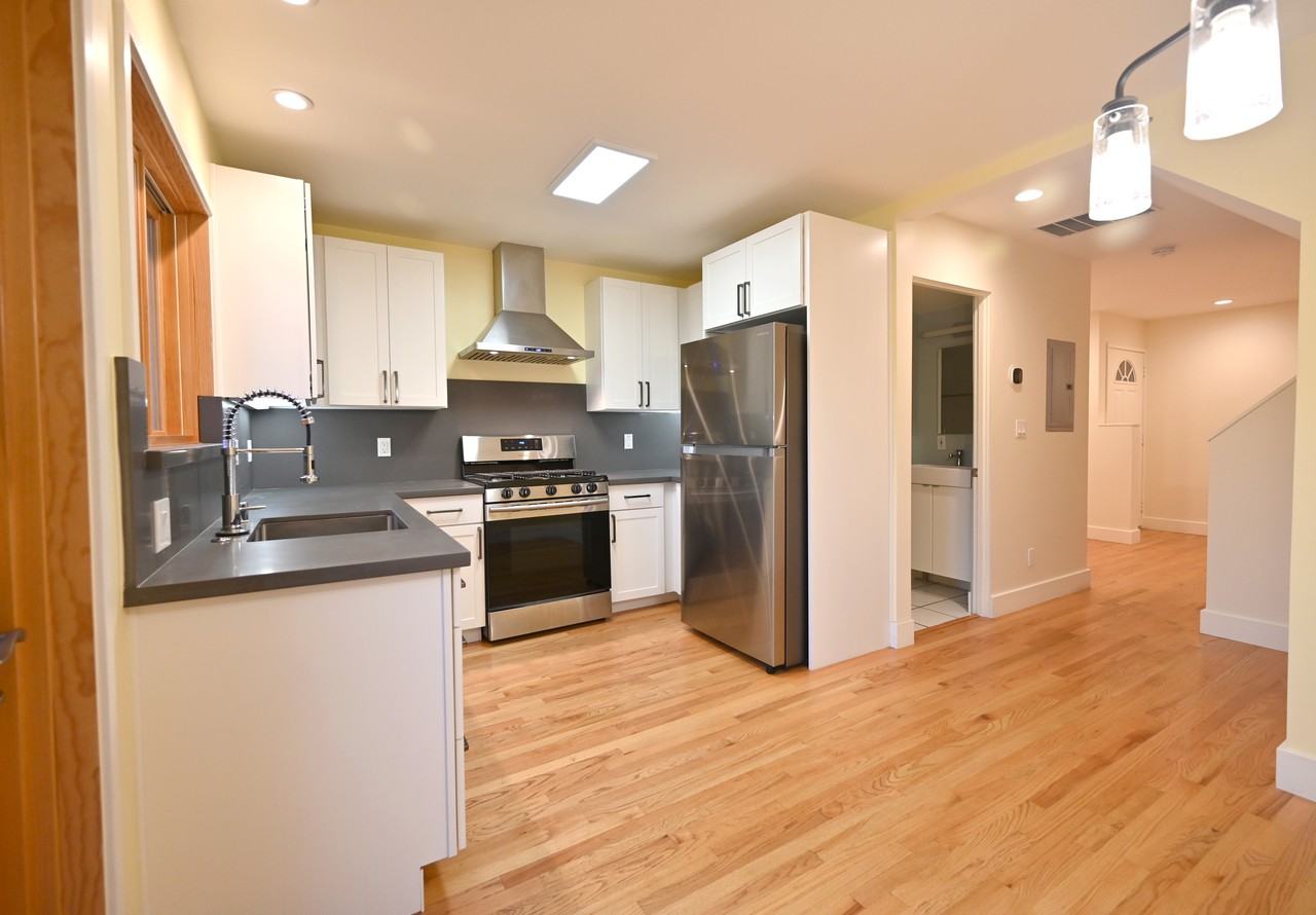 2029 Damuth Street - Photo 2 of 19