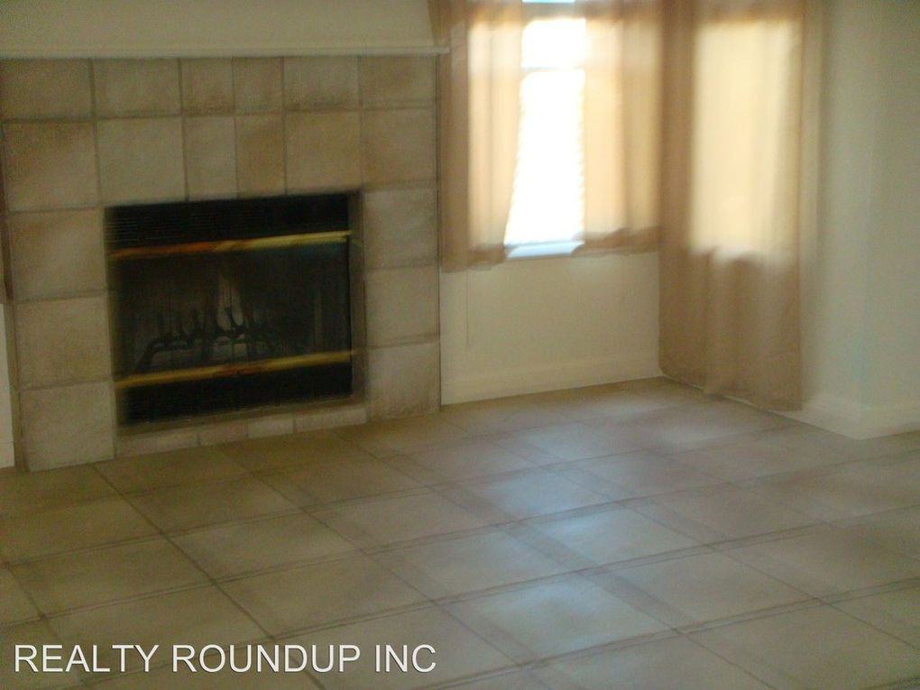 9201 Norseman Ct - Photo 3 of 8