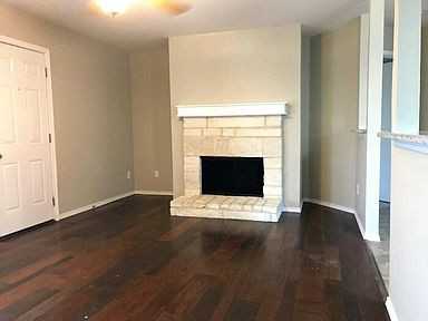 1405 Krista Dr - Photo 3 of 10
