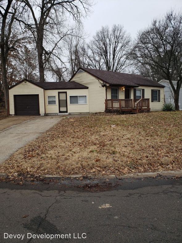 243 Estridge Rd, Glasgow Village, MO 63137 3 Bedroom House for 895