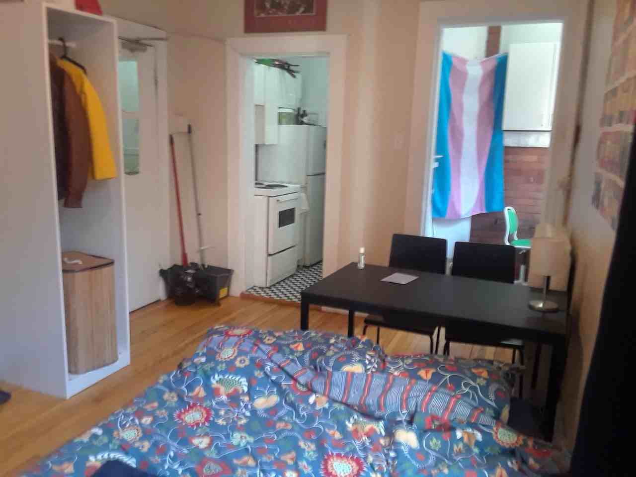 322 Cooper Street - Photo 3 of 16
