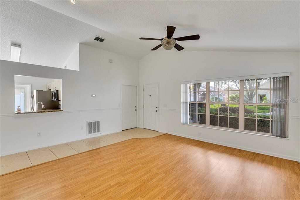 2714 Brook Hollow Road - Photo 3 of 17