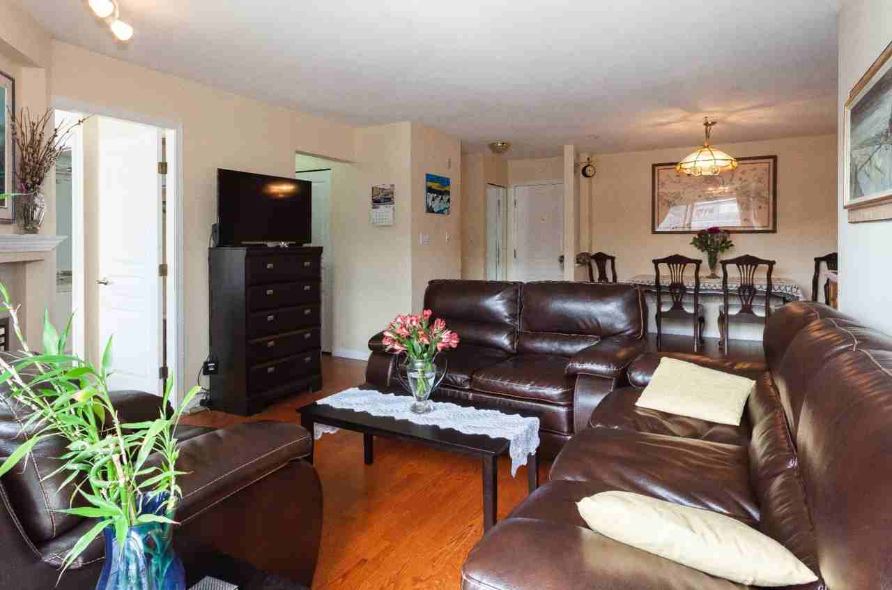 789 West 16th Avenue - Photo 2 of 22