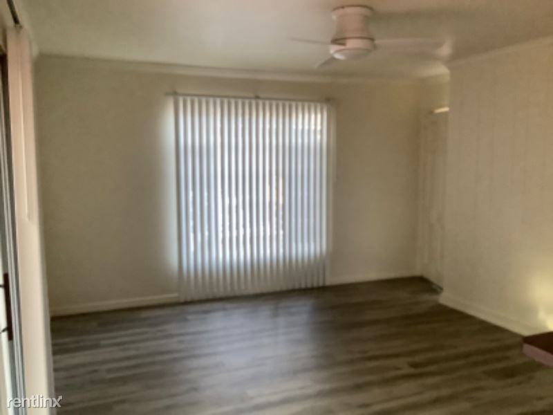 537 Chiquita Ave - Photo 2 of 11