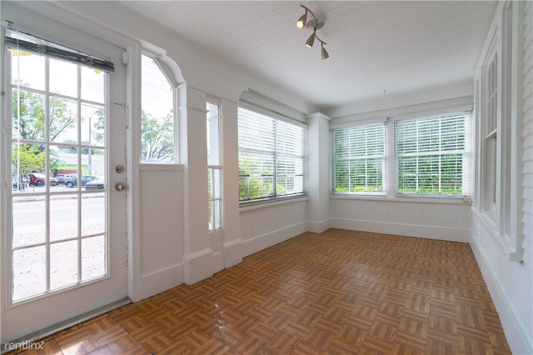 817 Se 2nd Ct - Photo 2 of 24