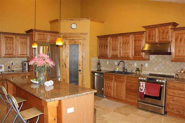 11764 W Granger St - Photo 6 of 8