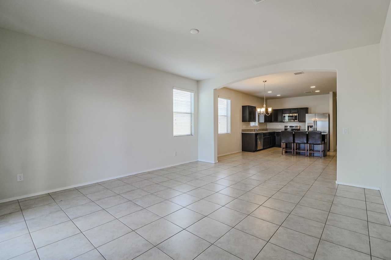 11474 E Aster Ln - Photo 5 of 50