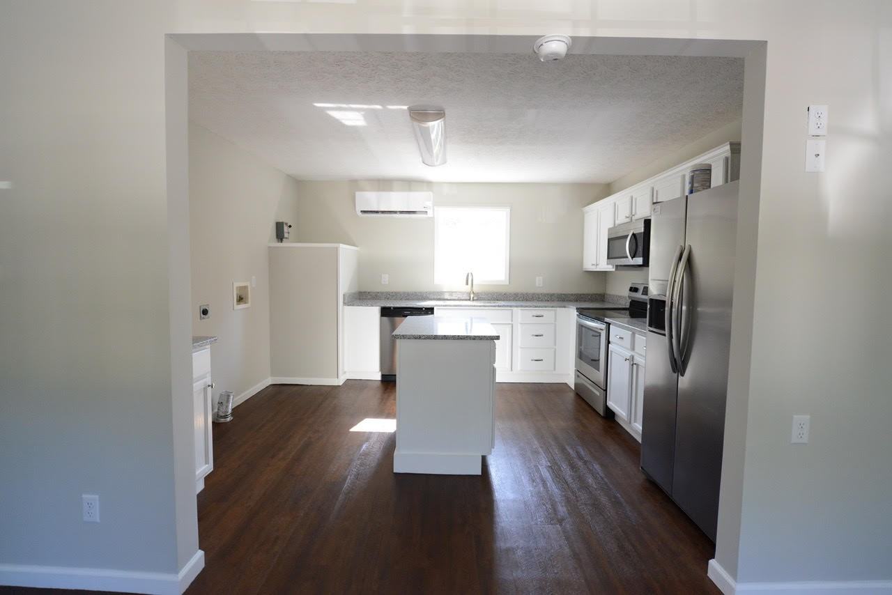 374 Ann St #A - Photo 2 of 11