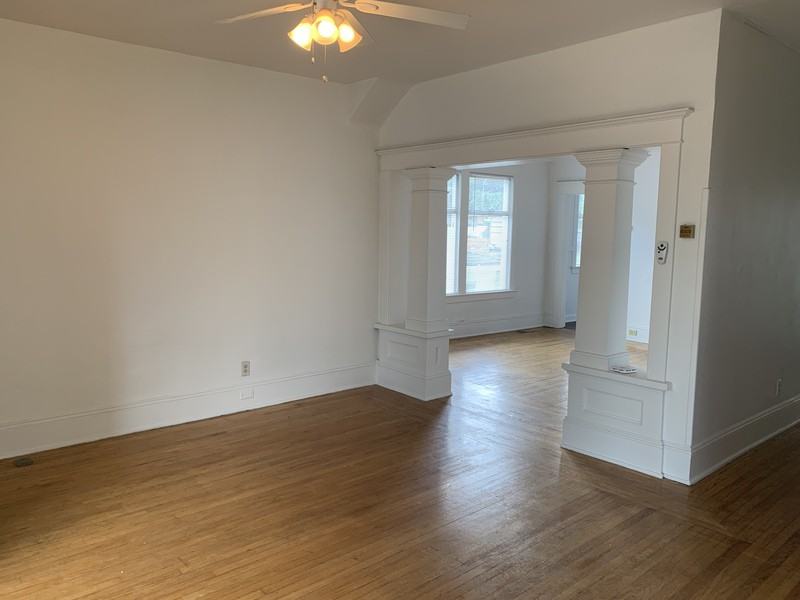 623 23rd Ave E - Photo 3 of 12