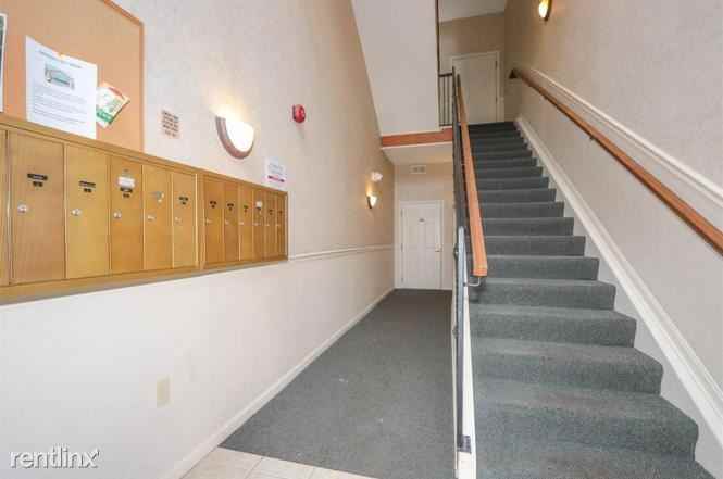 5425 Michelles Oak Ct - Photo 2 of 15