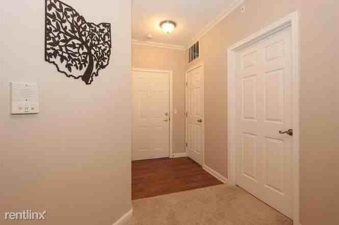 5425 Michelles Oak Ct - Photo 3 of 15