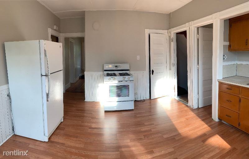 57 57 Ash St 2 - Photo 2 of 9