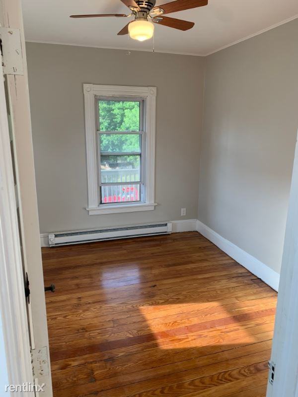 57 57 Ash St 2 - Photo 3 of 9