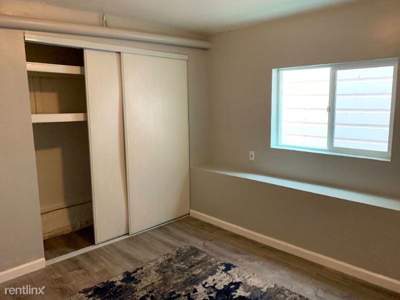 151 Evergreen Ave - Photo 2 of 9