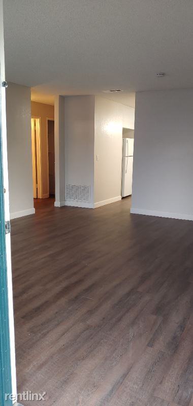 391Peach Ave PEACHWOOD APTS - Photo 3 of 14