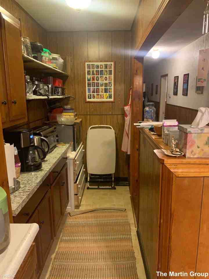 47 Fremont St - Photo 2 of 5