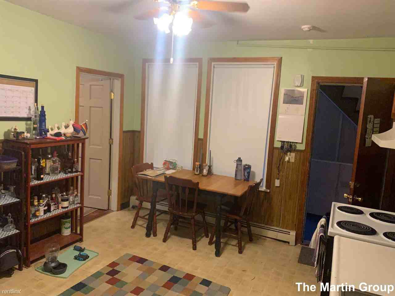 47 Fremont St - Photo 3 of 5