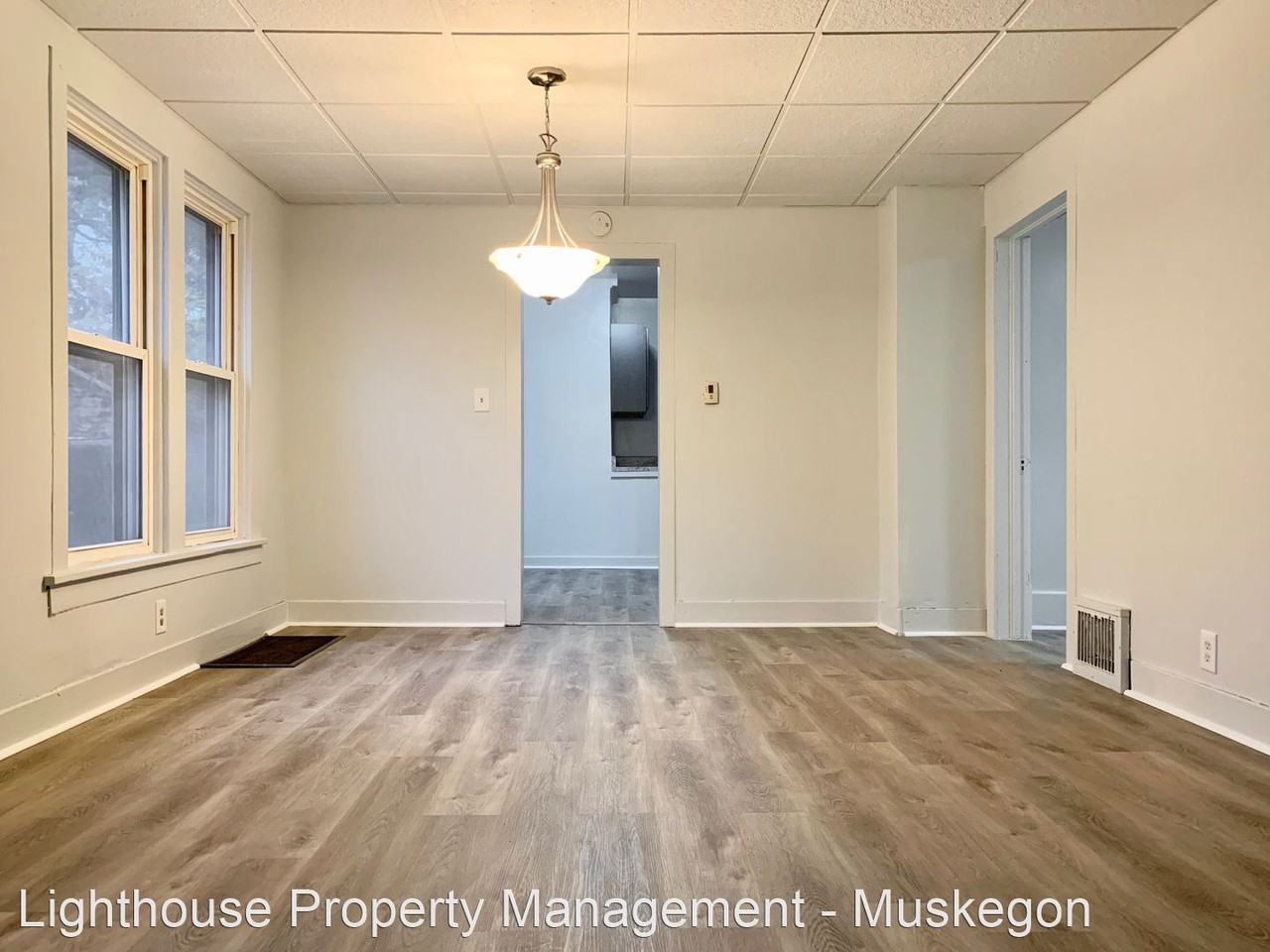 2528 Hoyt St - Photo 2 of 14