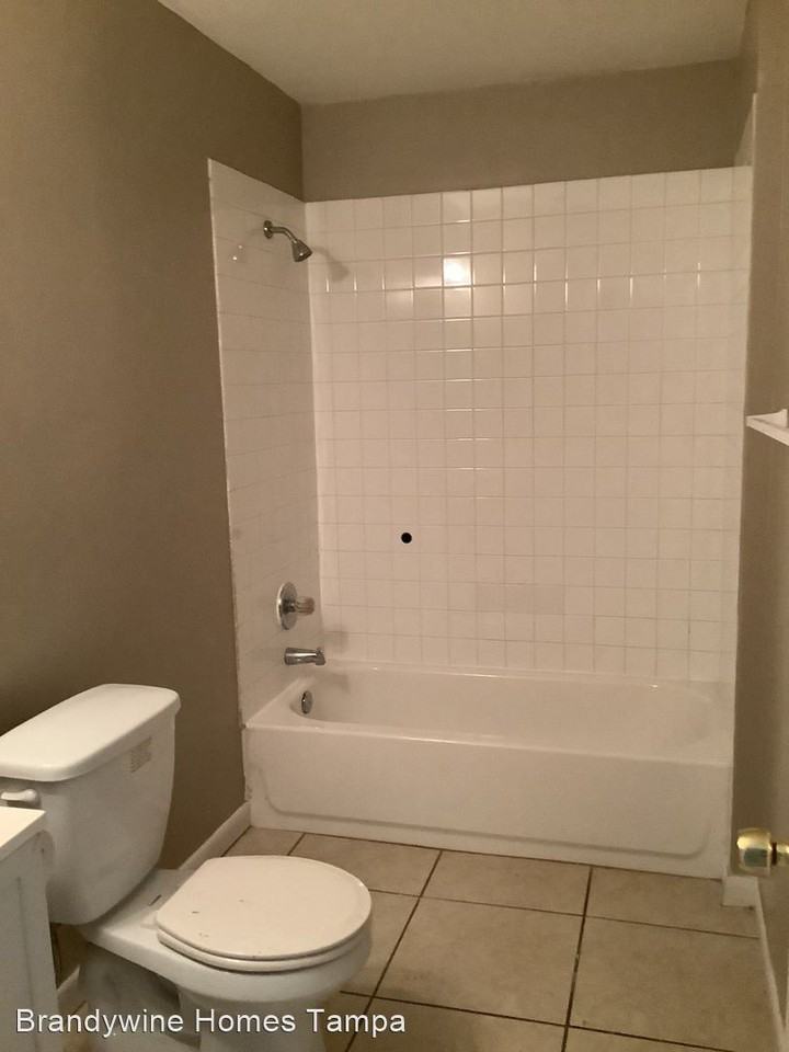6606 N Cameron Ave - Photo 3 of 17