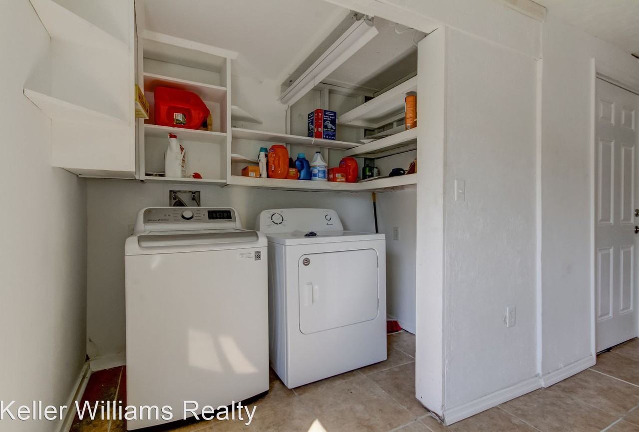 6515 Orchard Dr N - Photo 2 of 28