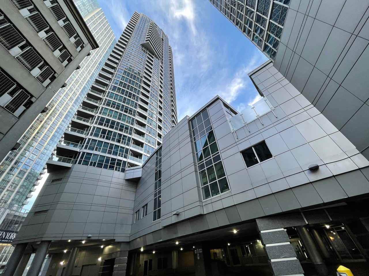 8 York St - Photo 2 of 10