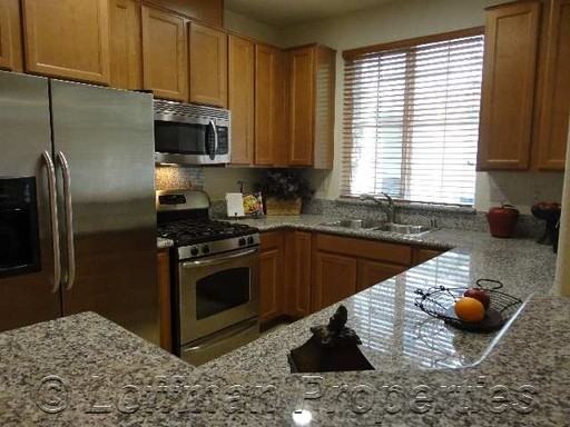 2202 Las Palomas Loop - Photo 3 of 14