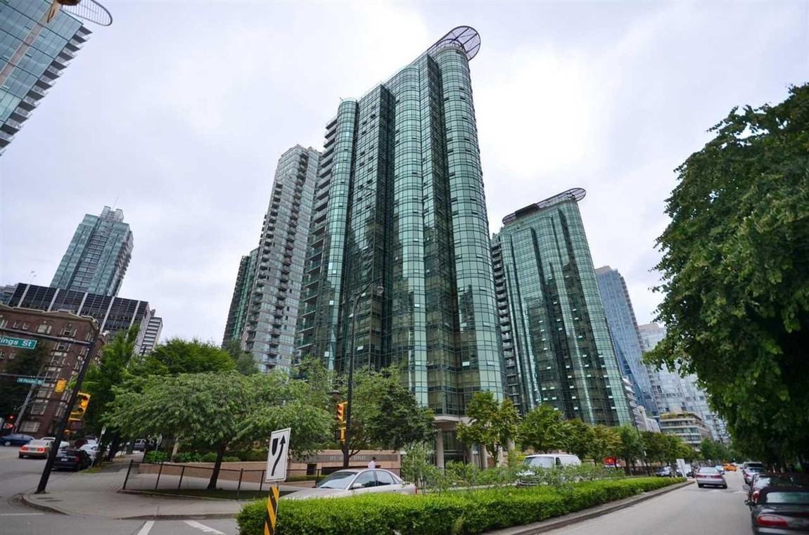 Broughton St & W Hastings St #2008