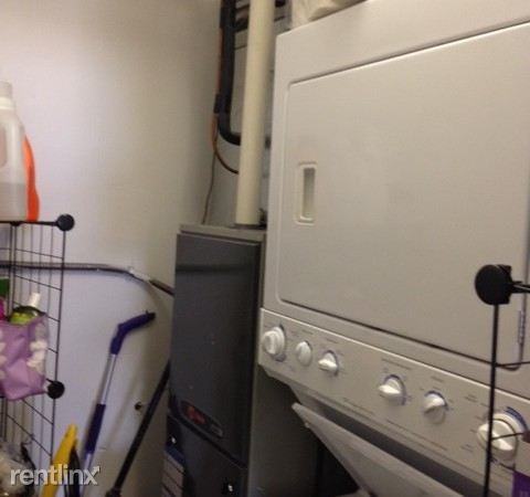 E.Ogden Apartments in Lower East Side, Milwaukee, WI 53202 Zumper