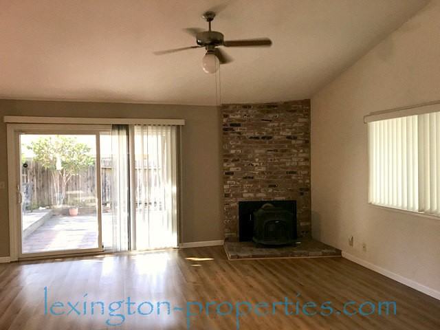 1190 Green Hill Dr - Photo 2 of 12