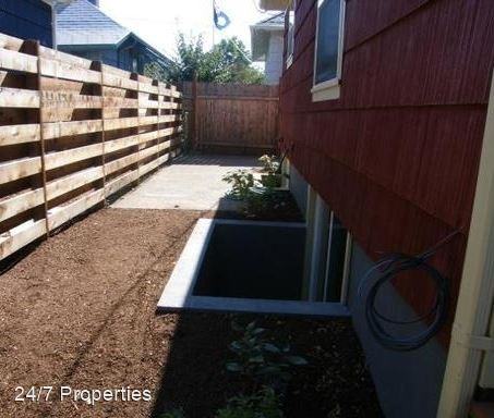 2346 N Winchell St - Photo 3 of 12