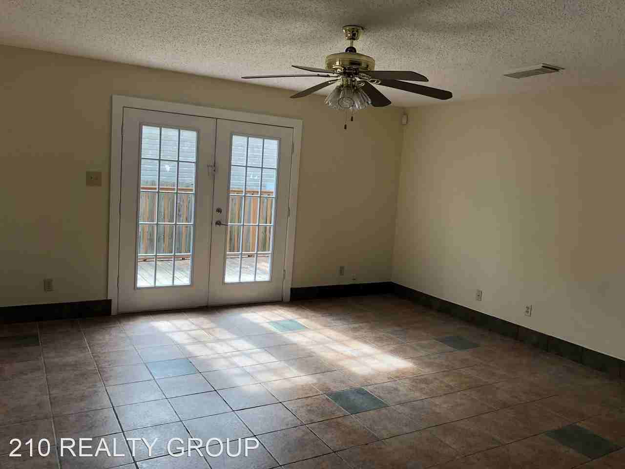 13918 Villa Camino - Photo 3 of 19