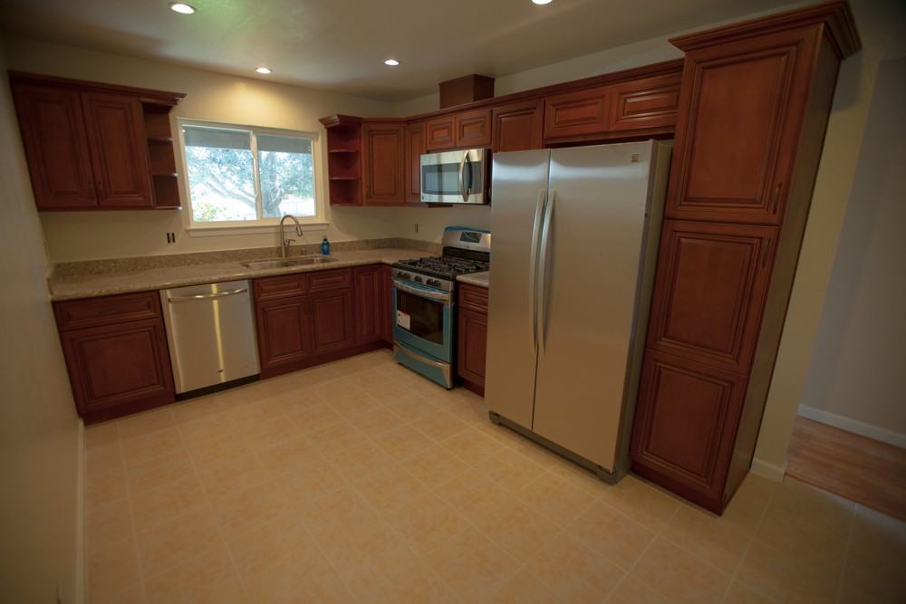 2680 Goldwood Ct - Photo 2 of 16