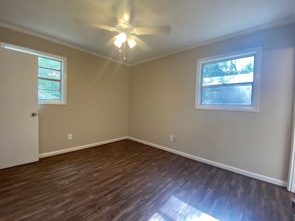 5002 Dodd Dr - Photo 5 of 13