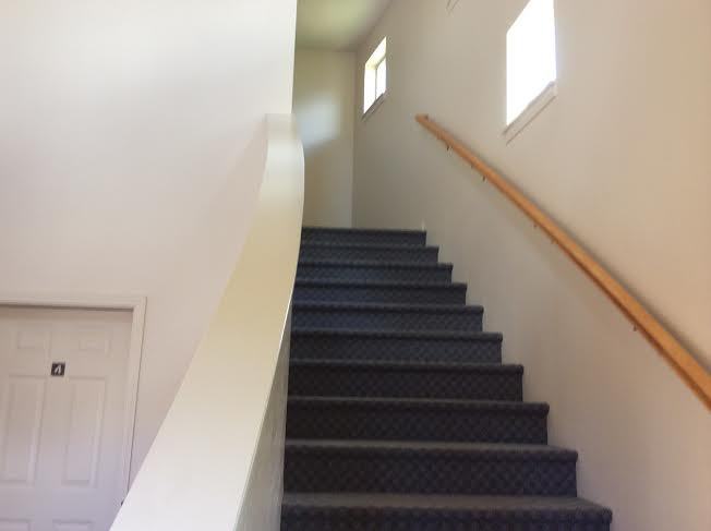 7580 Mountain Laurel Dr #B8 - Photo 4 of 15