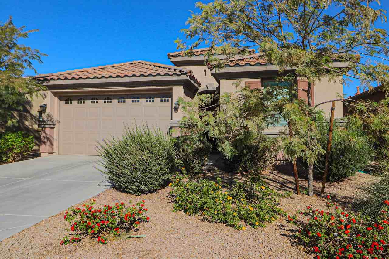 10910 E Calypso Ave - Photo 2 of 32