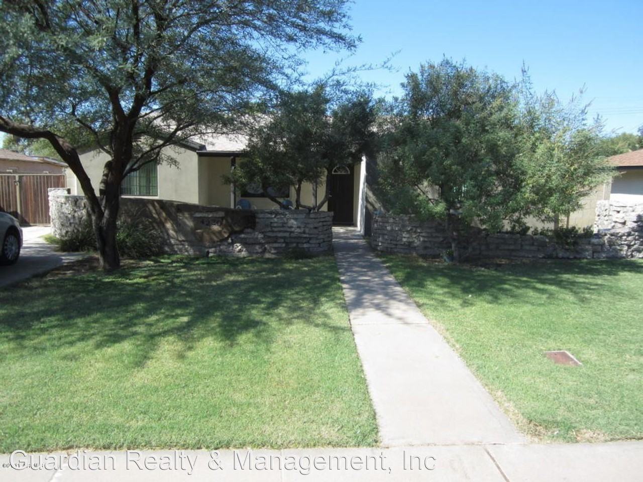 4220 N 16th Dr - Photo 3 of 17