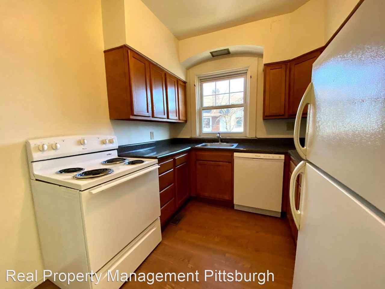 6432 Darlington Rd - Photo 3 of 11