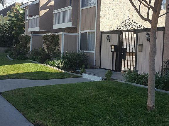 Briar Court - Photo 6 of 7