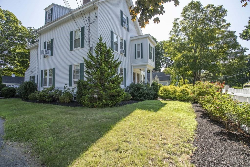 32 Billings St - Photo 2 of 16