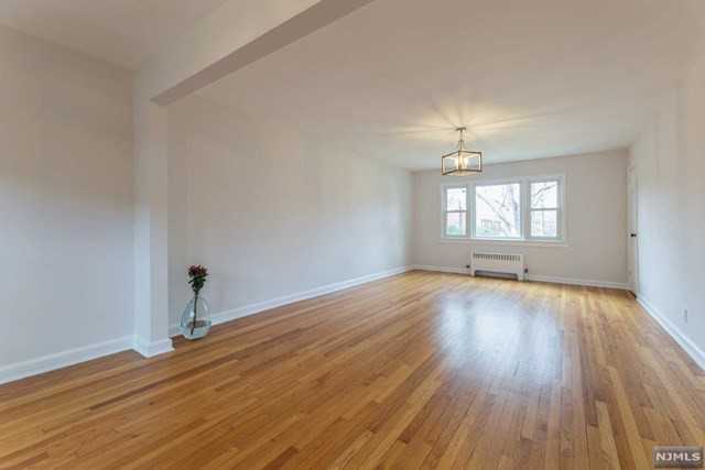 151 E Palisade Ave Apt D6