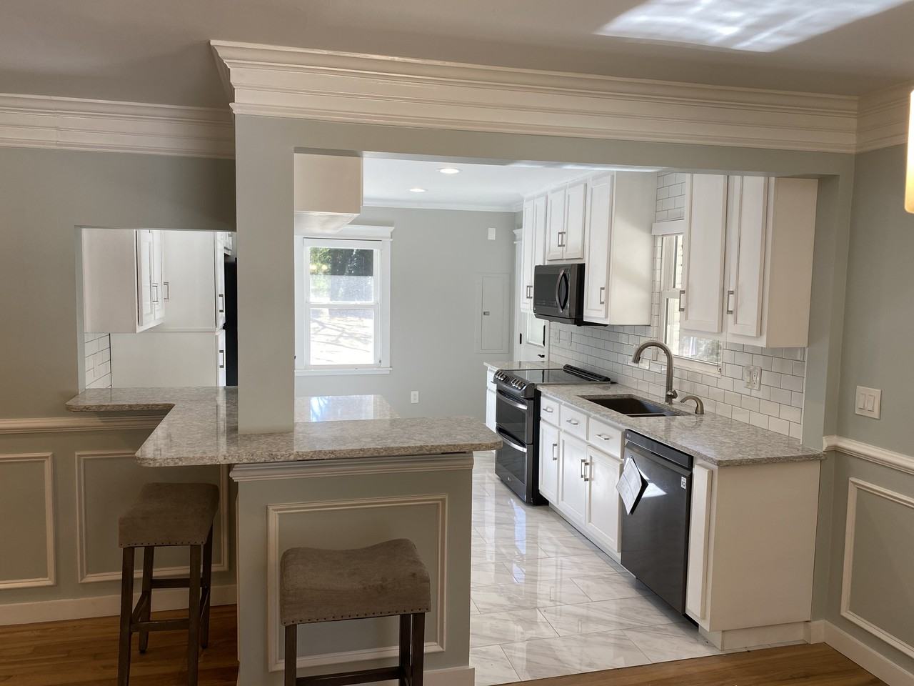 2319 Hunting Valley Drive - Photo 5 of 44